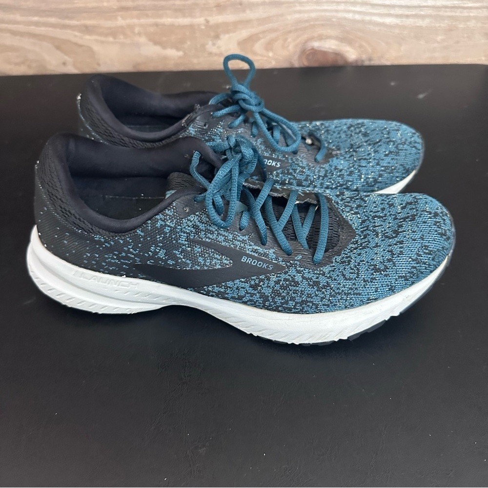 Brooks Launch 6 Women's Size 9 Running Shoes Green Black Athleisure Sneakers - Picture 4 of 11